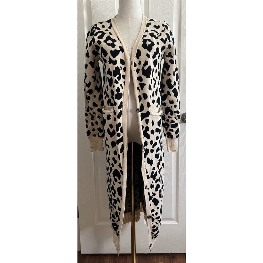 HERA COLLECTION Leopard Print Distressed Hem Button Maxi Cardigan - Picture 2 of 12